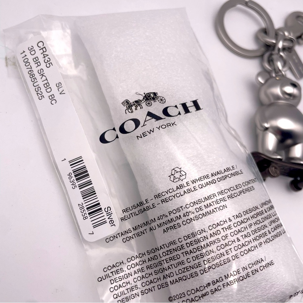 ✨LAST 1!✨ COACH | Limited Edition | Skateboarding Bear Bag Charm (Brand New!) 💘 - Picture 9 of 14